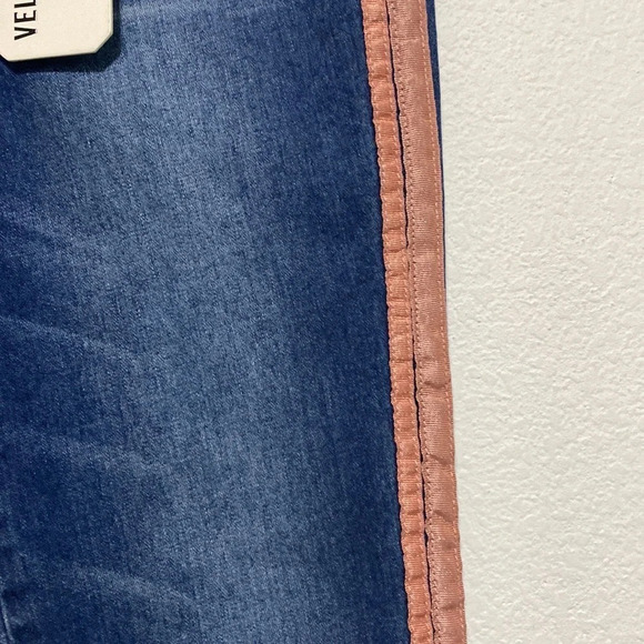 Velvet Heart NEW Trina High Rise Skinny Ankle Jean Pink Stripes Size 27 - Picture 5 of 13
